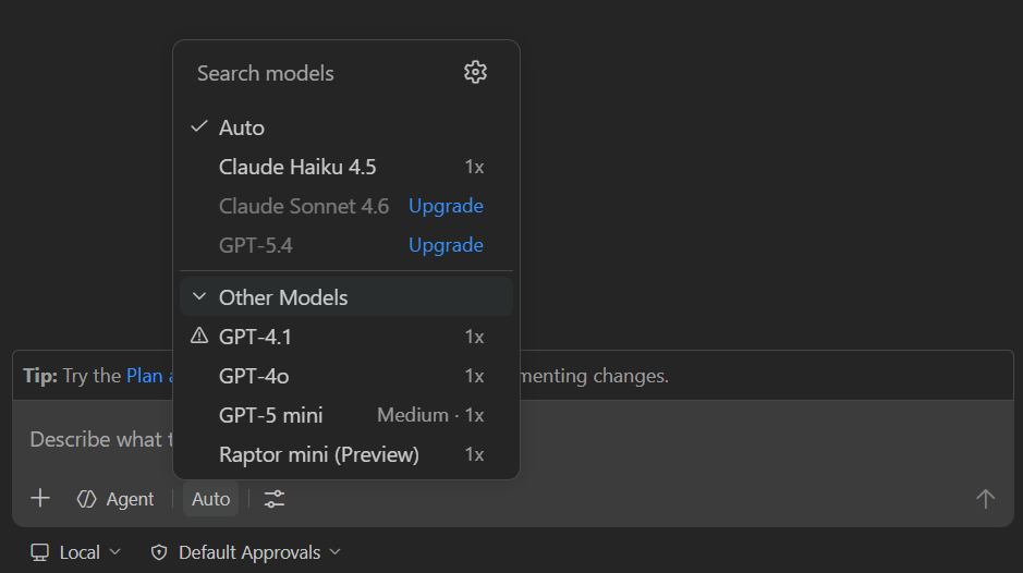 VS Code 공식 모델 피커 화면. Auto, Claude Haiku, GPT 계열 등 모델 선택 UI가 열려 있다.
