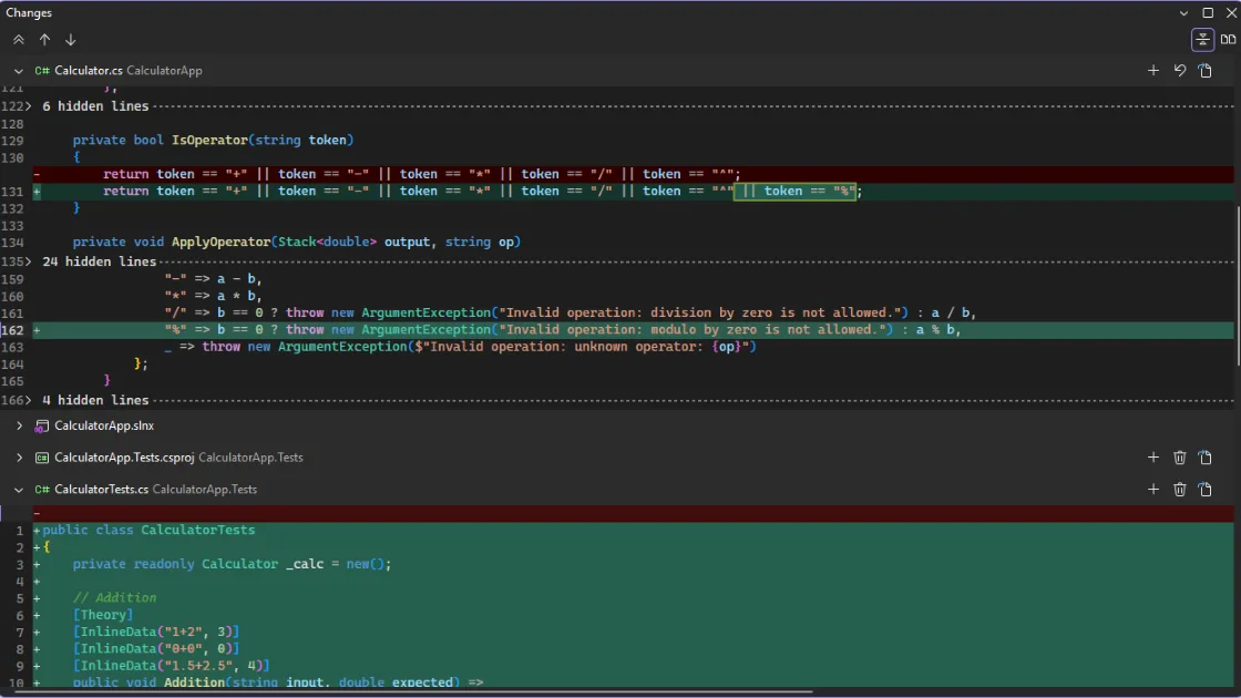 Visual Studio multi-file summary diff 공식 화면. 여러 파일의 변경 내용을 한 화면에서 접은 상태로 보여준다